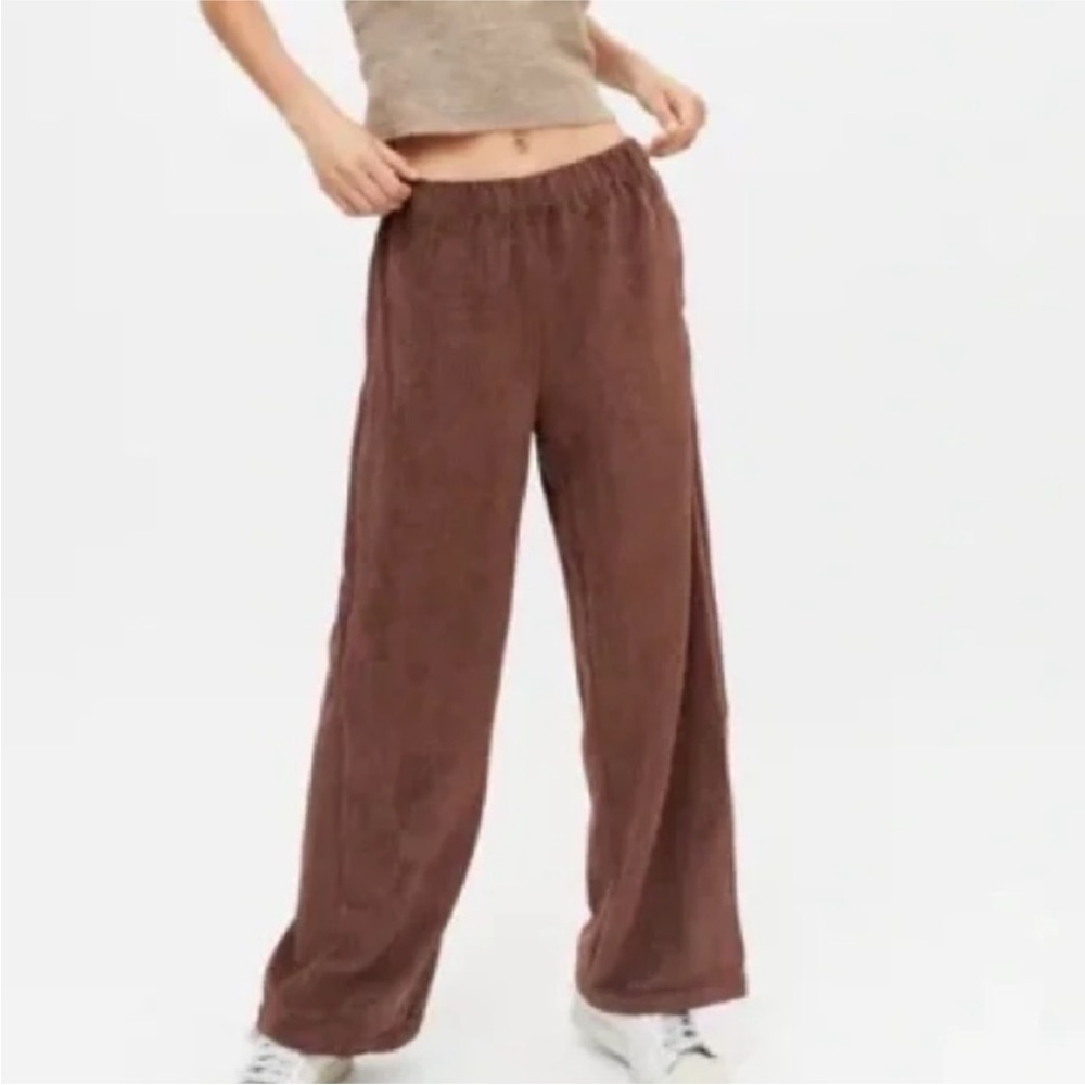 BDG Ribbed Corduroy Straight Leg Pants